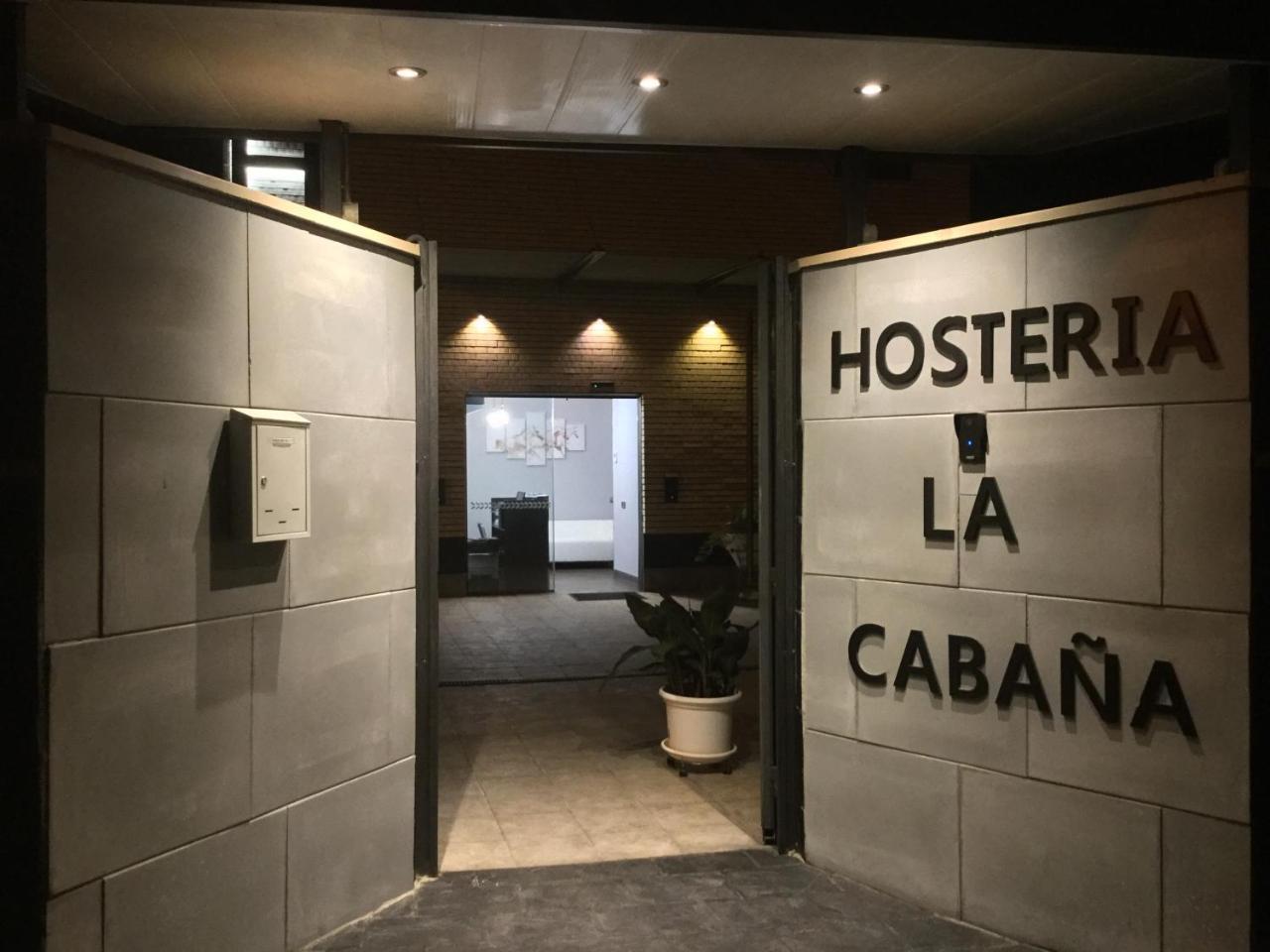 H La Cabana Pozuelo de Alarcón Екстериор снимка